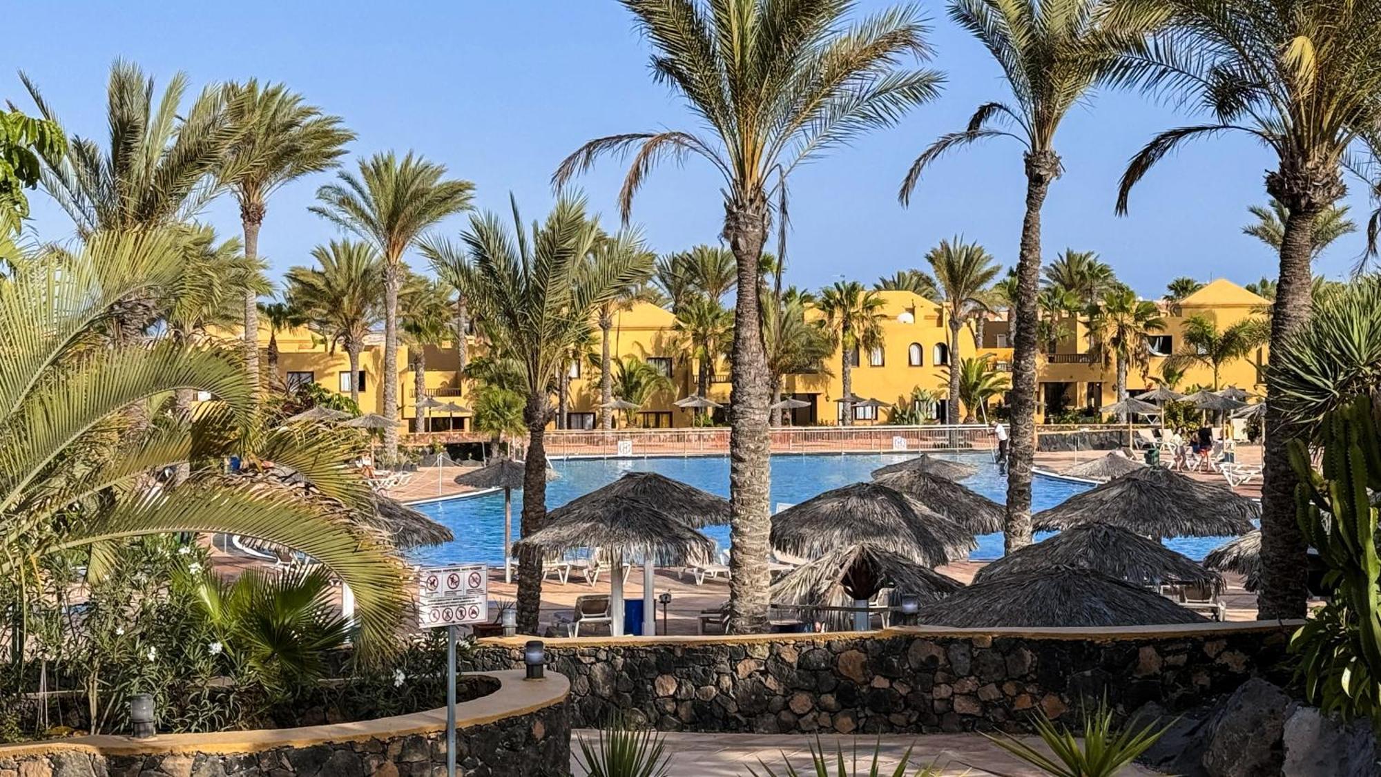 Golden Dream, Swimming Pool And Parking Villa Коралео Екстериор снимка