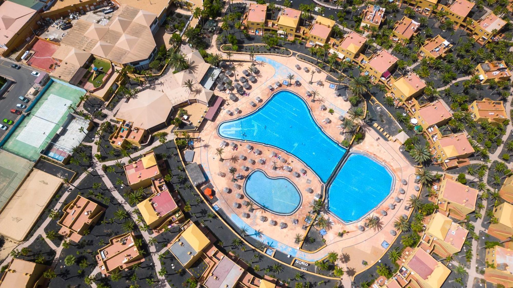 Golden Dream, Swimming Pool And Parking Villa Коралео Екстериор снимка