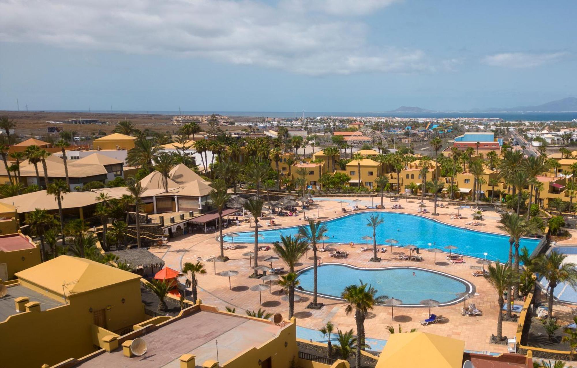 Golden Dream, Swimming Pool And Parking Villa Коралео Екстериор снимка